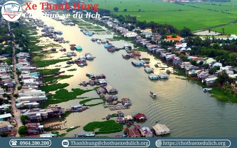Làng nổi Châu Đốc