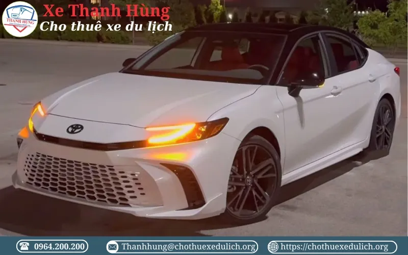 Thuê xe Camry tự lái TPHCM