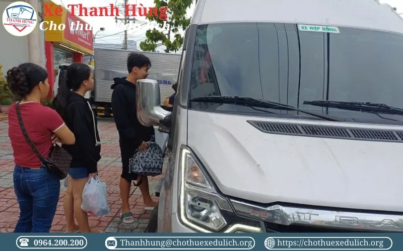 Thuê xe đi Châu Đốc chùa Bà
