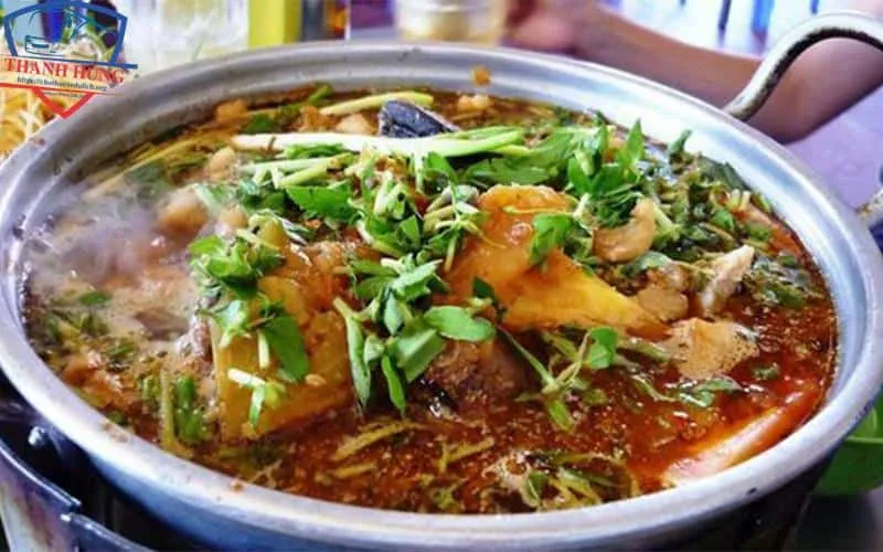 Thuê xe đi Mũi Né ăn gì