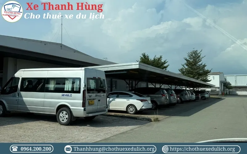 Thuê xe đưa đón nhân viên