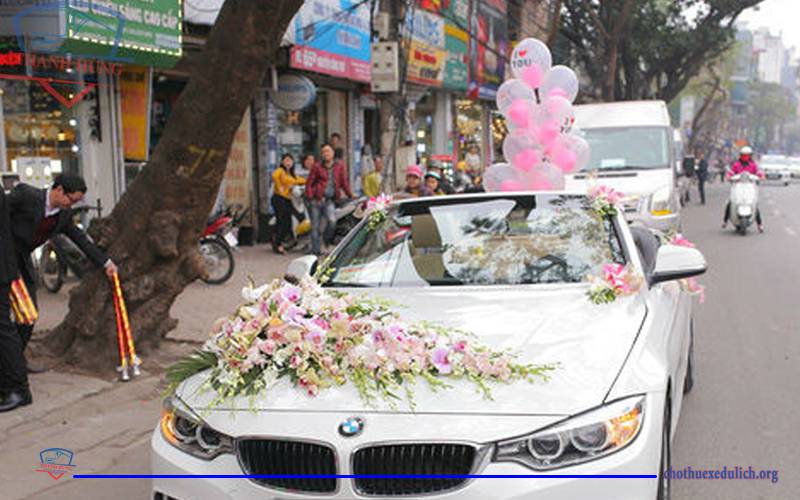 trang trí xe hoa cô dâu