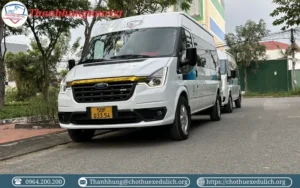 Xe 16 chỗ Ford Transit 2022