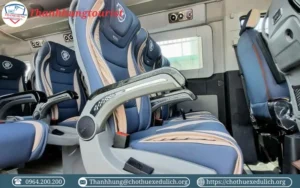 Bên trong xe 16 chỗ Hyundai Solati