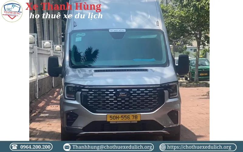 Thuê xe 16 chỗ Ford Transit đời mới