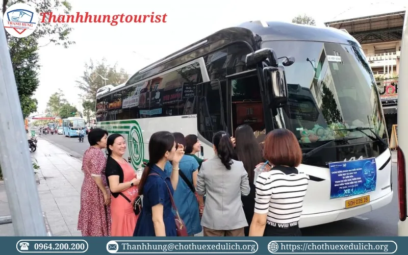 Thuê xe 45 chỗ đi Đà Lạt